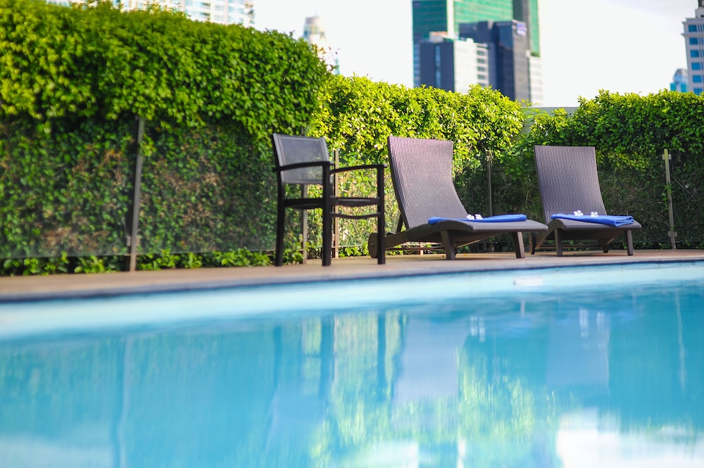 Lohas Residences Sukhumvit 64/71