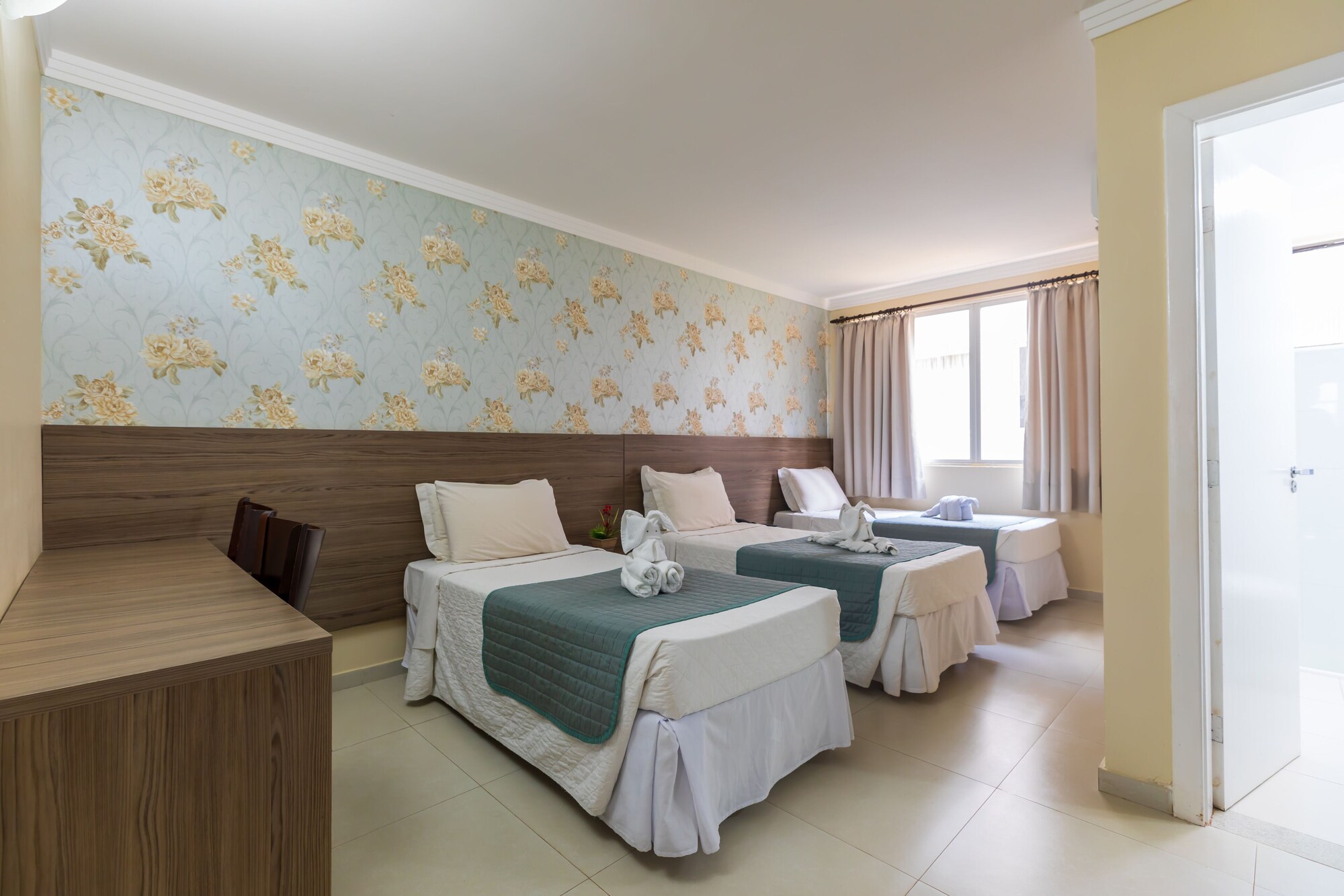 Luxury, Triple, 3 Beds