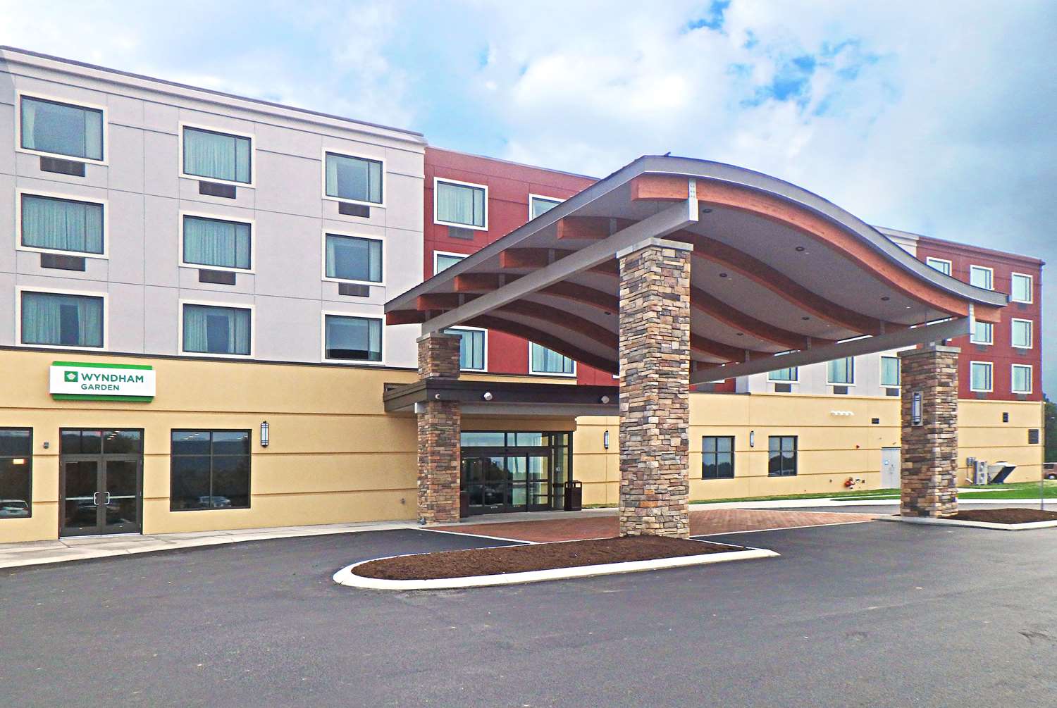 Wyndham Garden State College 41/47
