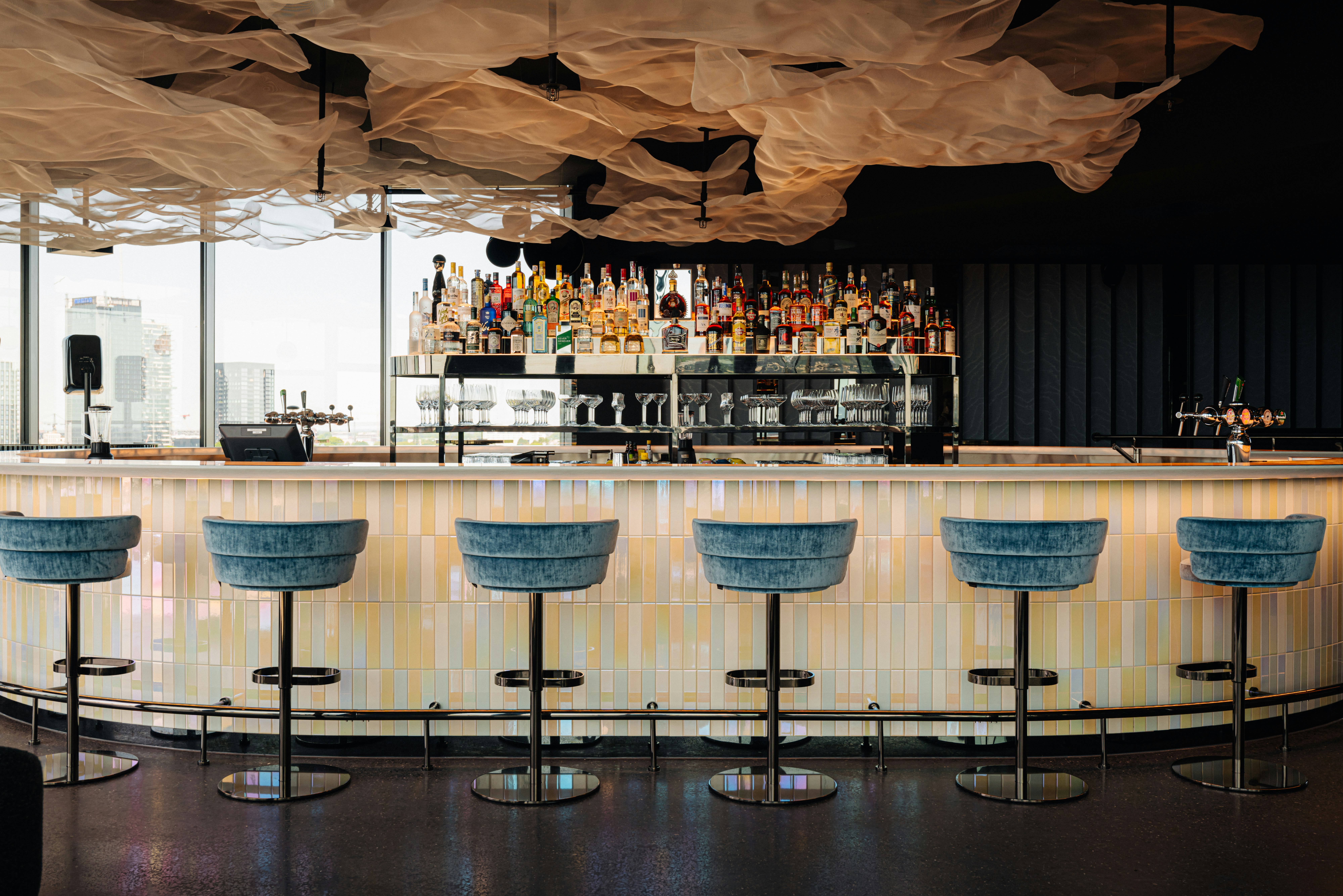 Doubletree By Hilton Amsterdam Centraal Station 52/88
