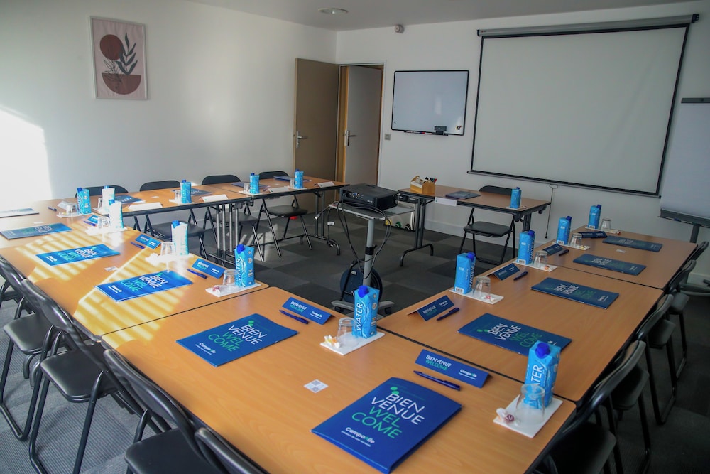 Hotel Campanile Montargis Amilly 55/64