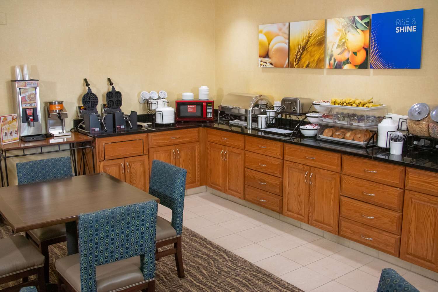 restaurant cafeteria