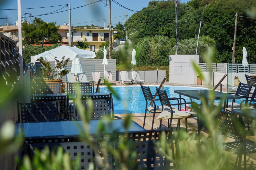 Ivory Serenity Hotel 59/70