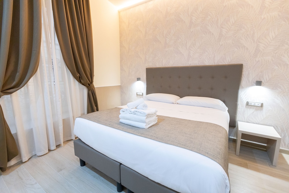 Hotel Maximus 9/50