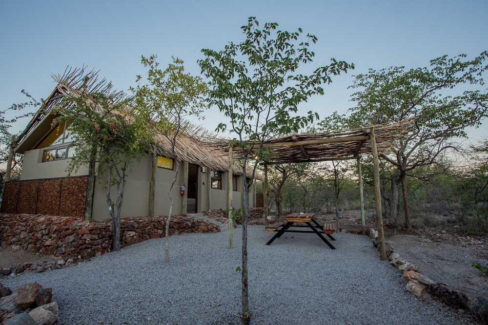 Etosha Village 35/42