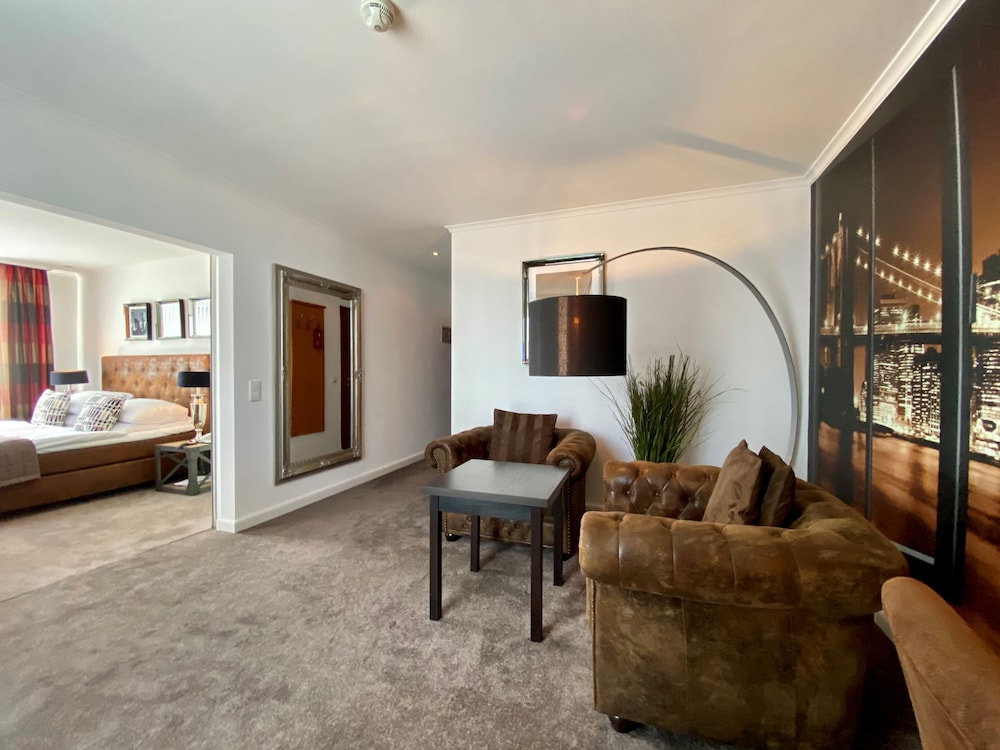 Parkhotel Bielefeld 28/43
