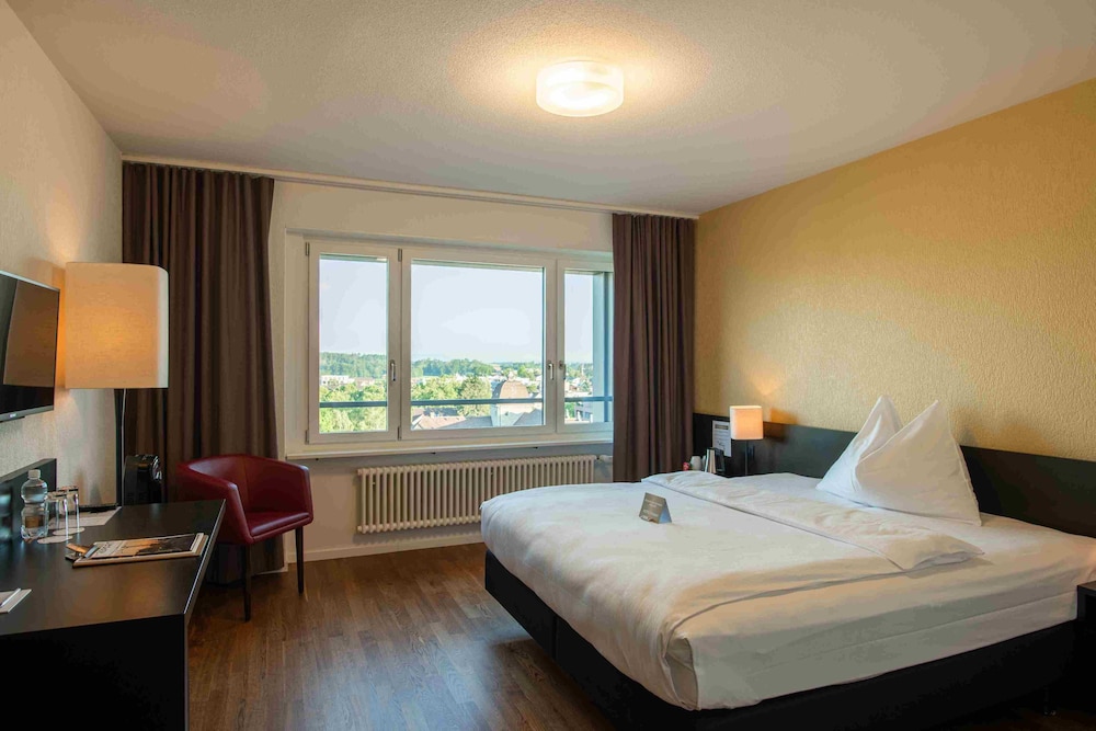 غرفة قياسية بسرير كينج، Hotel Illuster 2/8