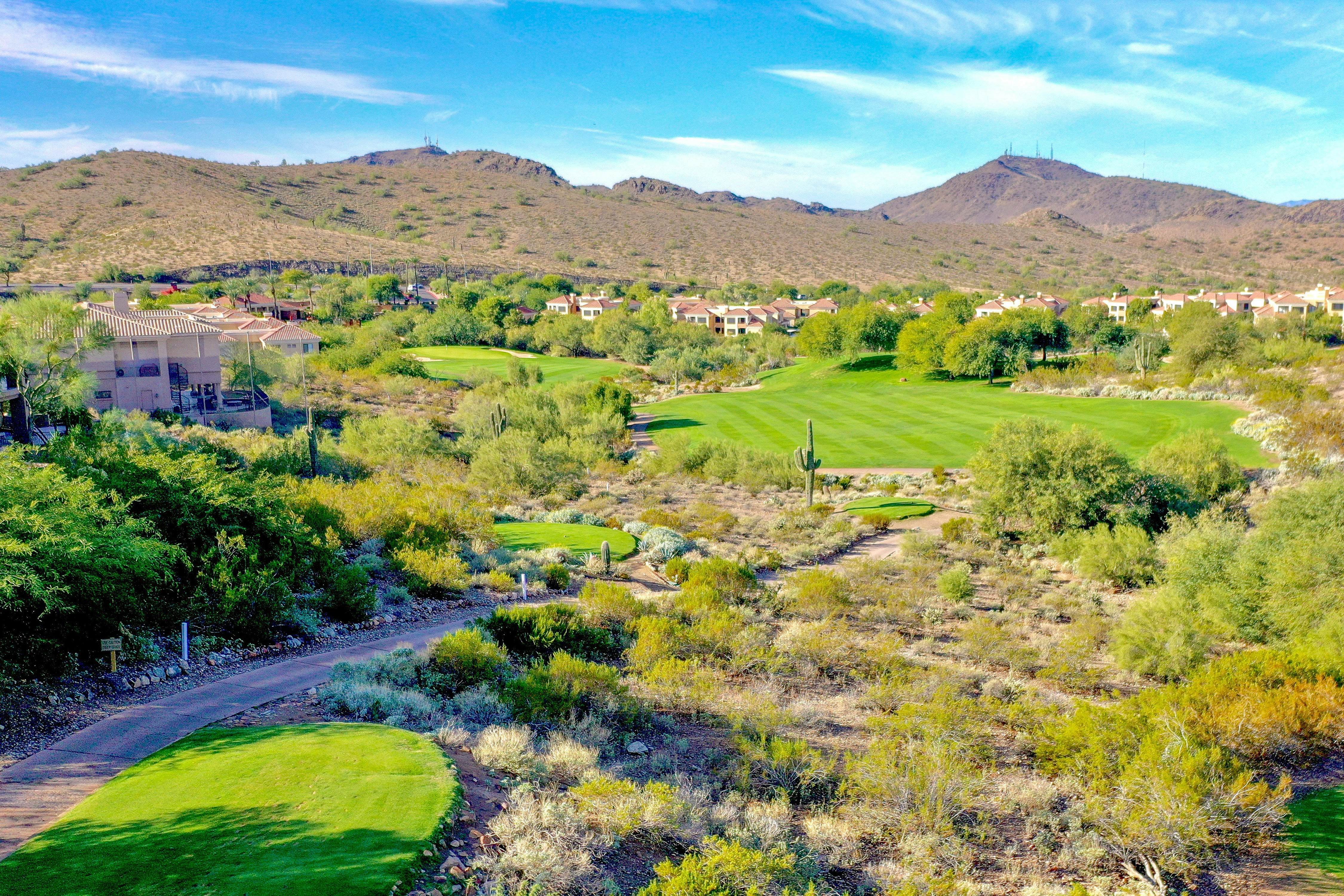 Hilton Phoenix Tapatio Cliffs Resort 72/75