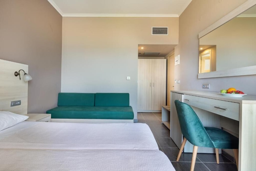 Elena Hotel 26/51