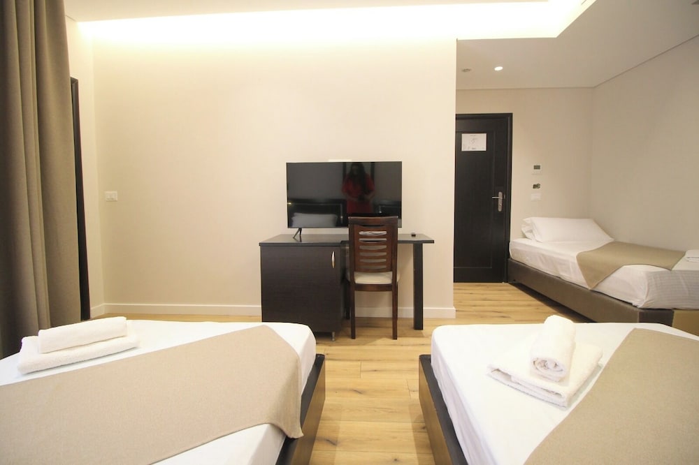 Hotel Strora 27/50