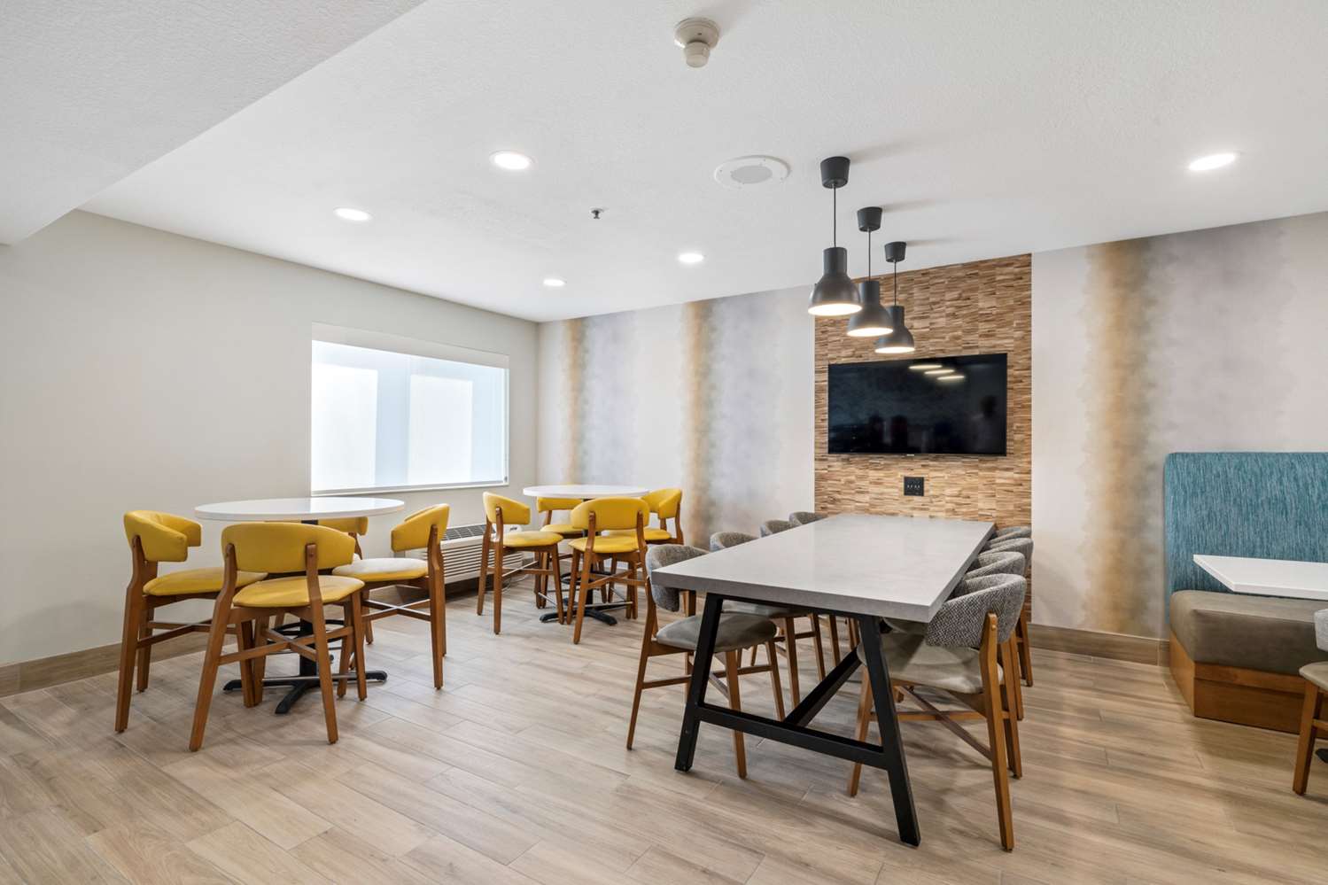 Best Western Lake Oswego/Portland Hotel & Suites 29/38