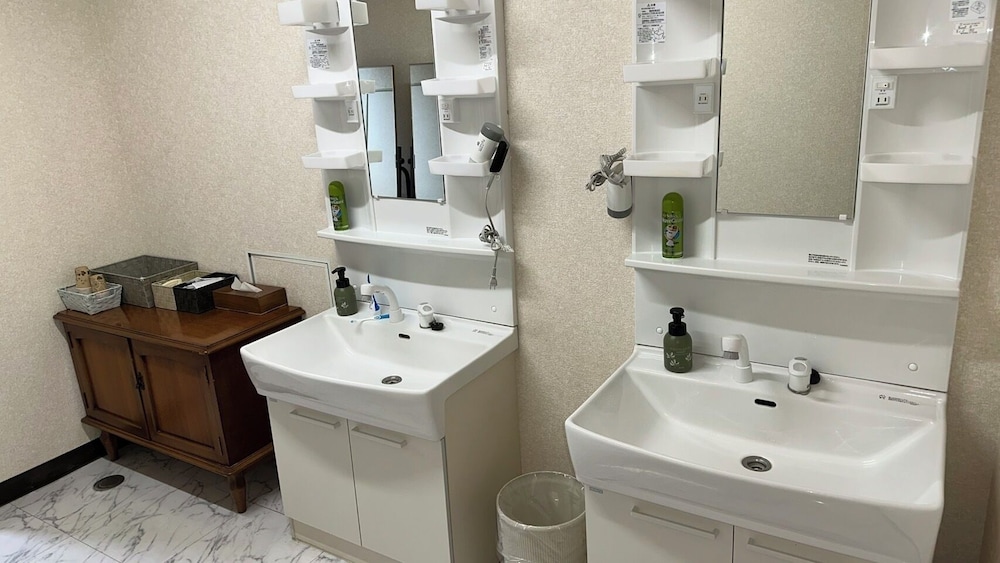 Hotel Crown Hills Miyoshi 31/40