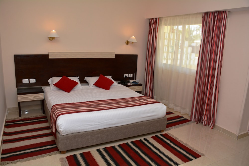 Golden Beach Resort 17/50