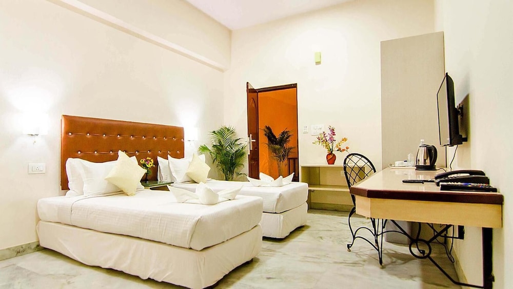 Airavatha Residency 10/26