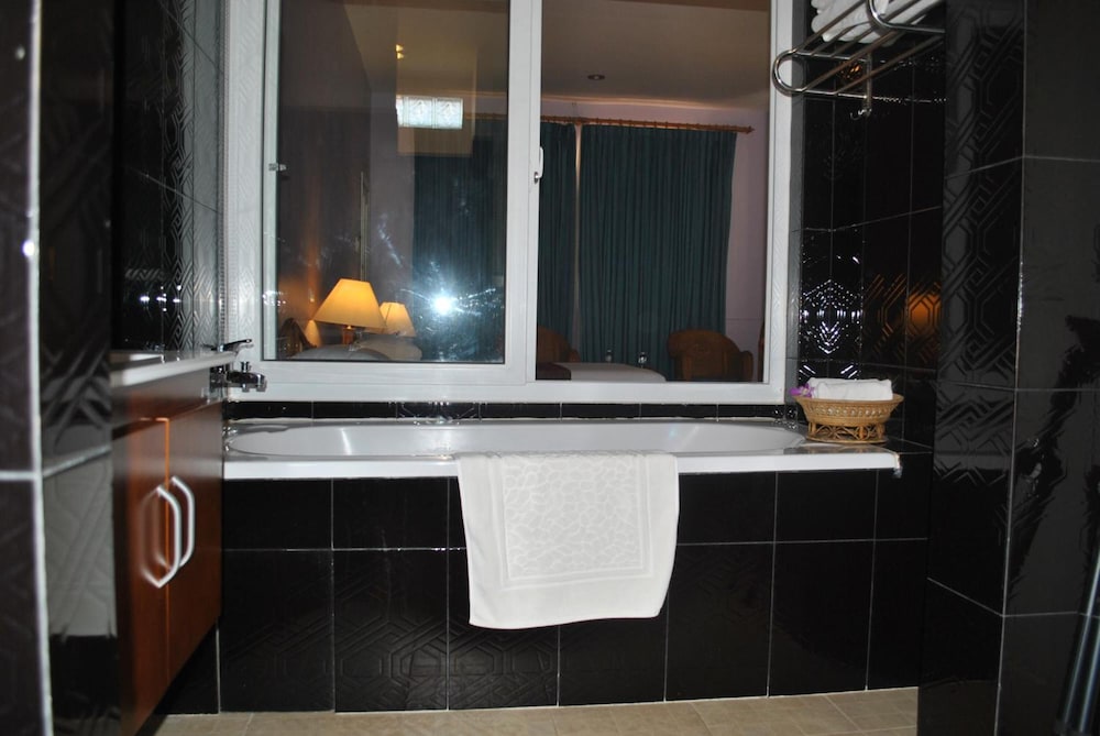 Smile Inn Hotel 5/62