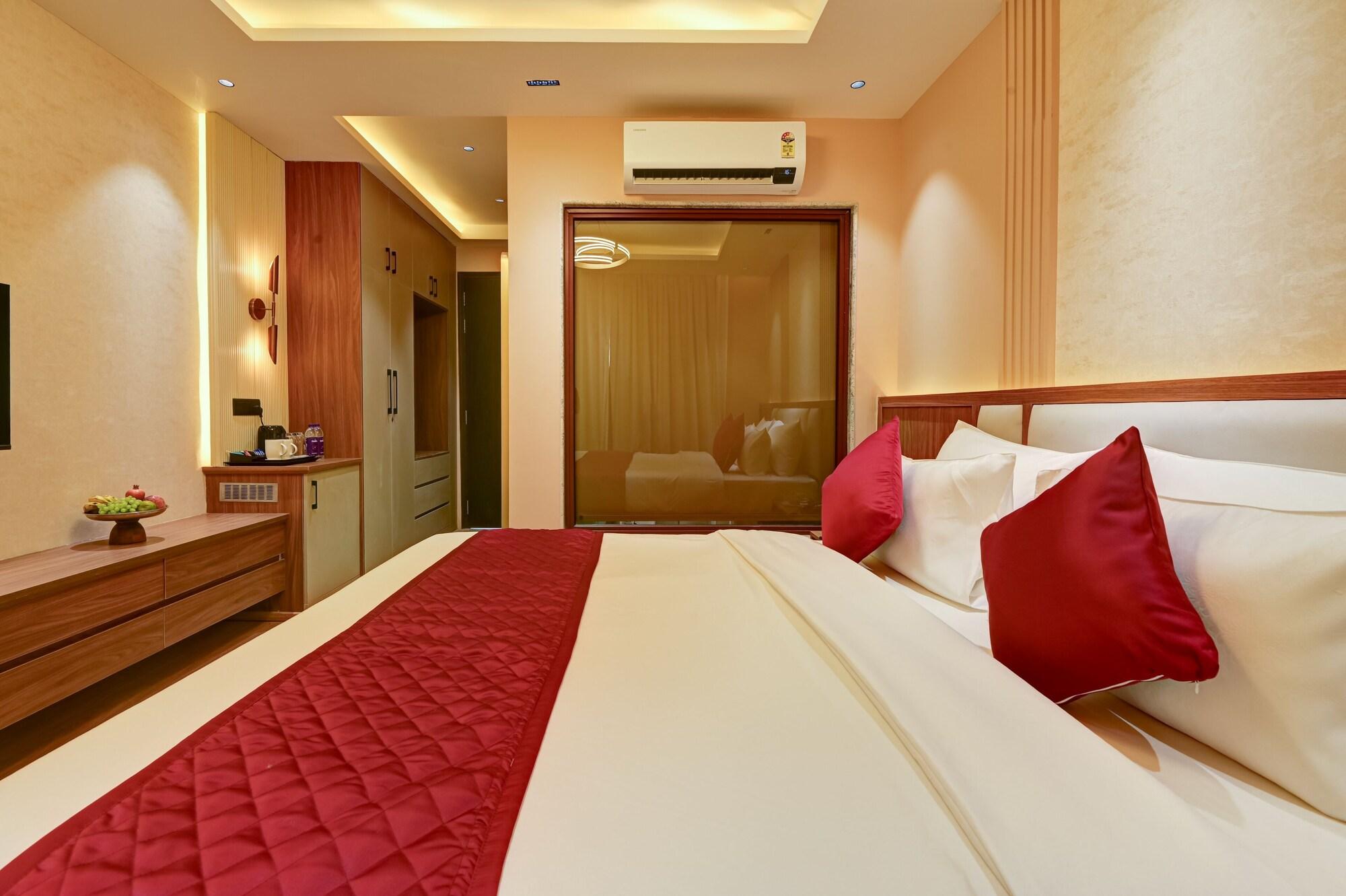 Hotel 91 City Centre Sector 52 13/50