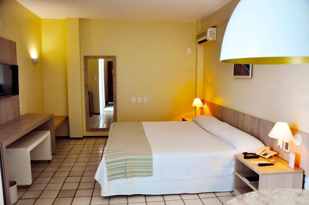 Calhau Praia Hotel 5/15