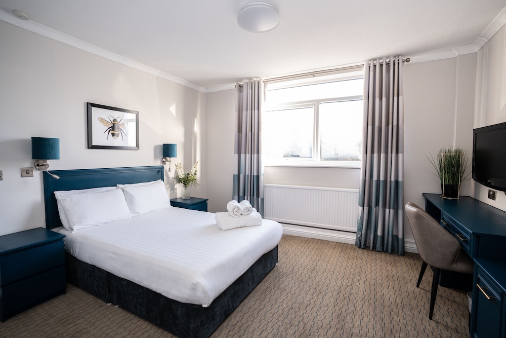 Birch Hotel 19/64