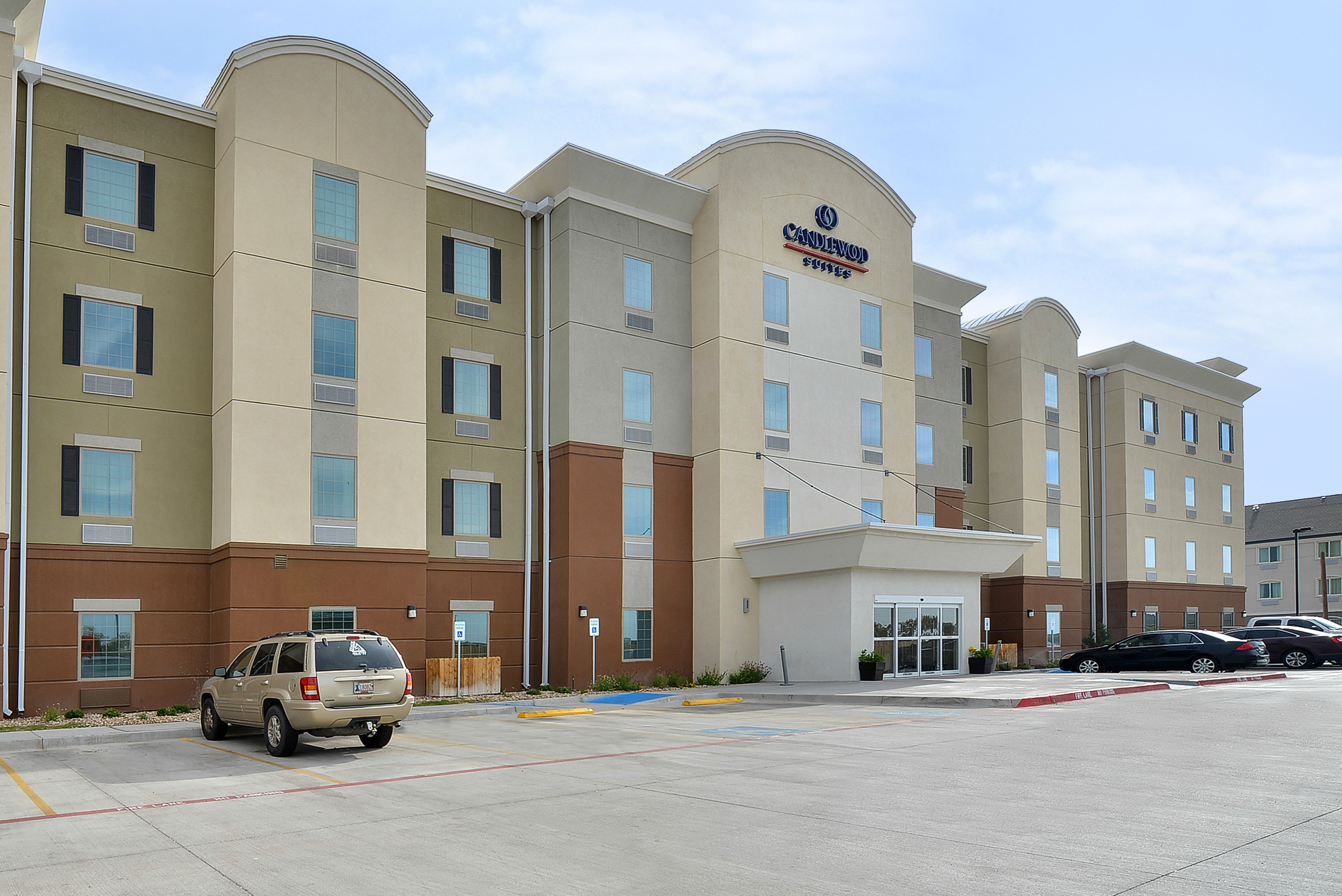 Candlewood Suites Monahans 44/50