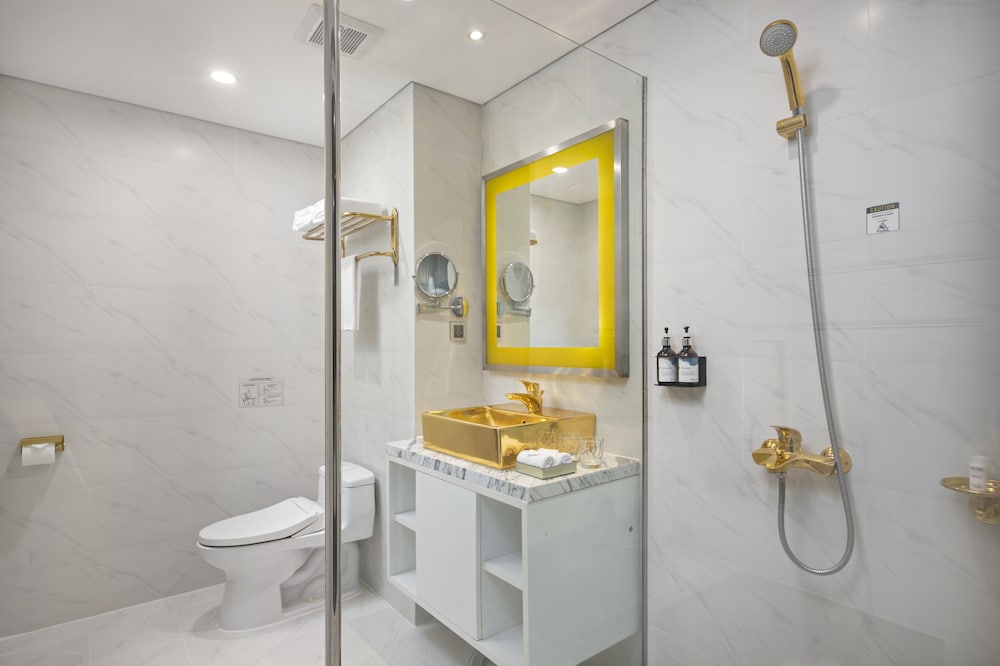 Wyndham Danang Golden Bay 49/50