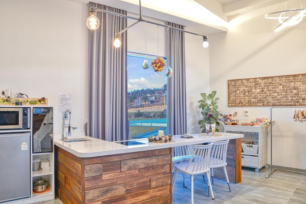 Seogwipo Dawa Pool Villa Pension 6/50