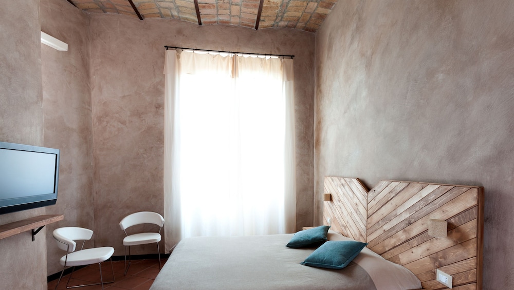Folia B&B 27/32
