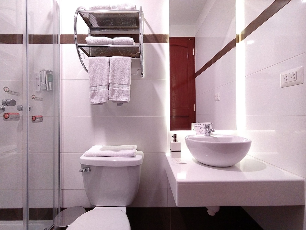Illas Inn 45/50