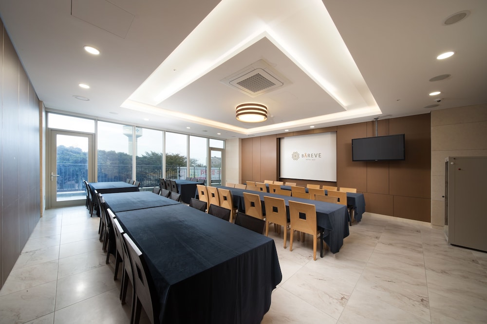 Hotel Bareve 52/64