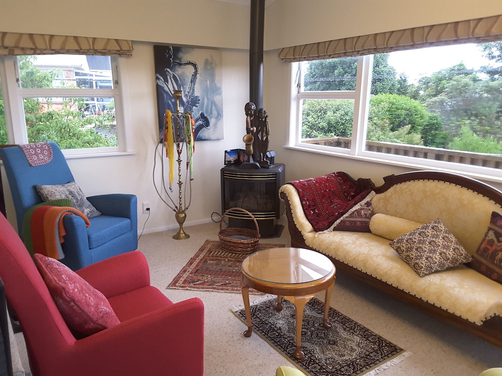 Geyser Lookout BnB 30/50