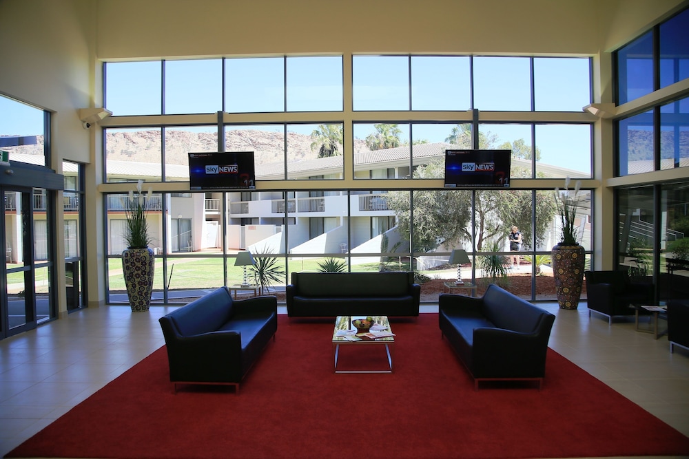 Crowne Plaza Alice Springs Lasseters 35/57