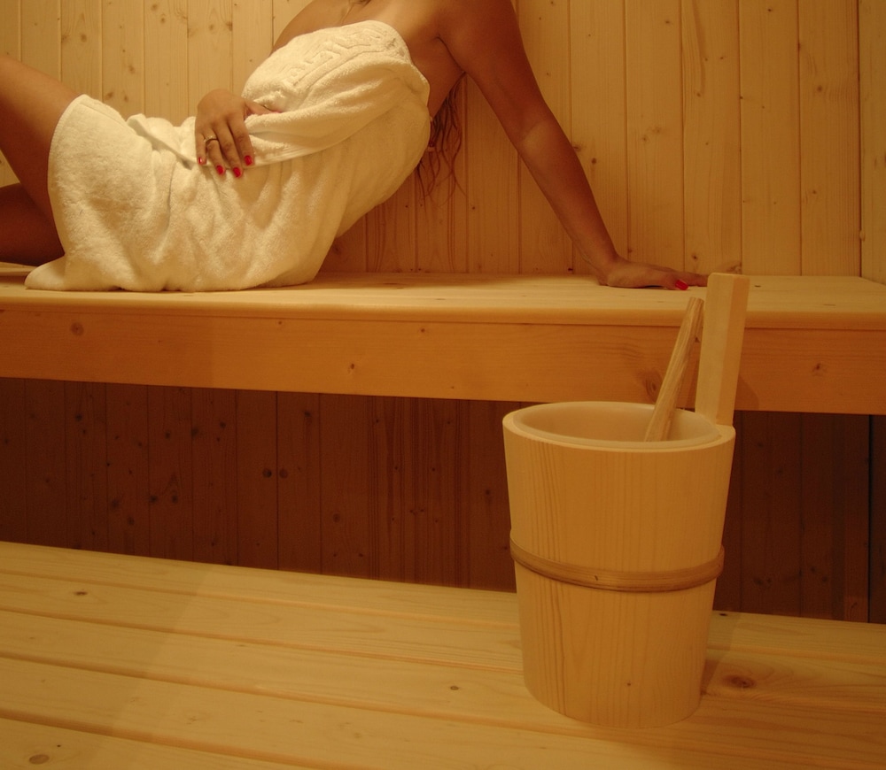 Angela Suites Boutique Hotel 31/61