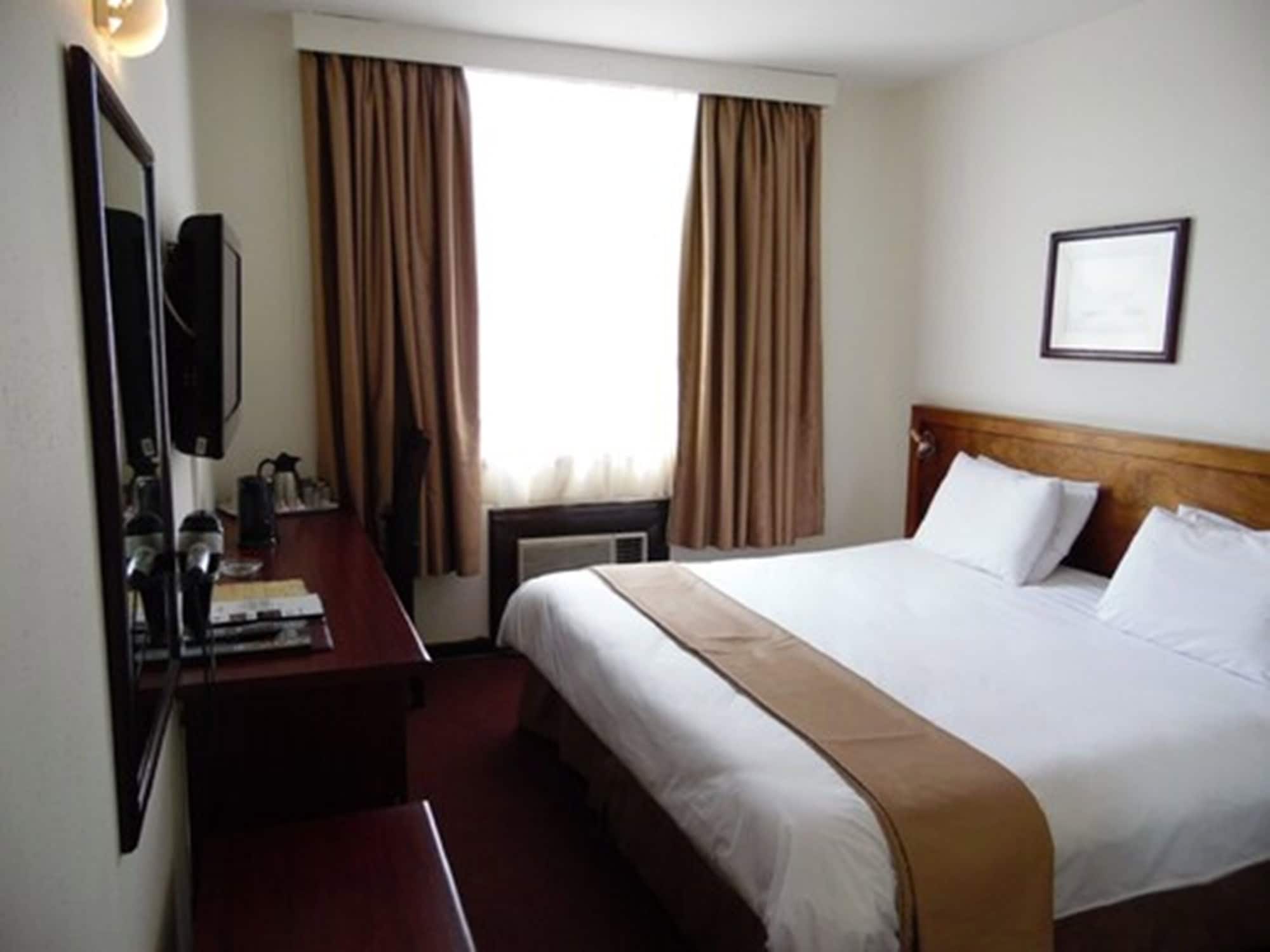 STANDARD, DOUBLE BED