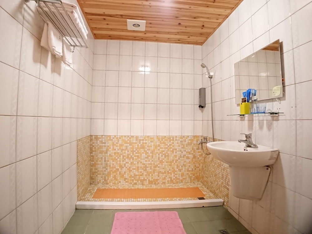 Dongning Atlas Hotel 68/68