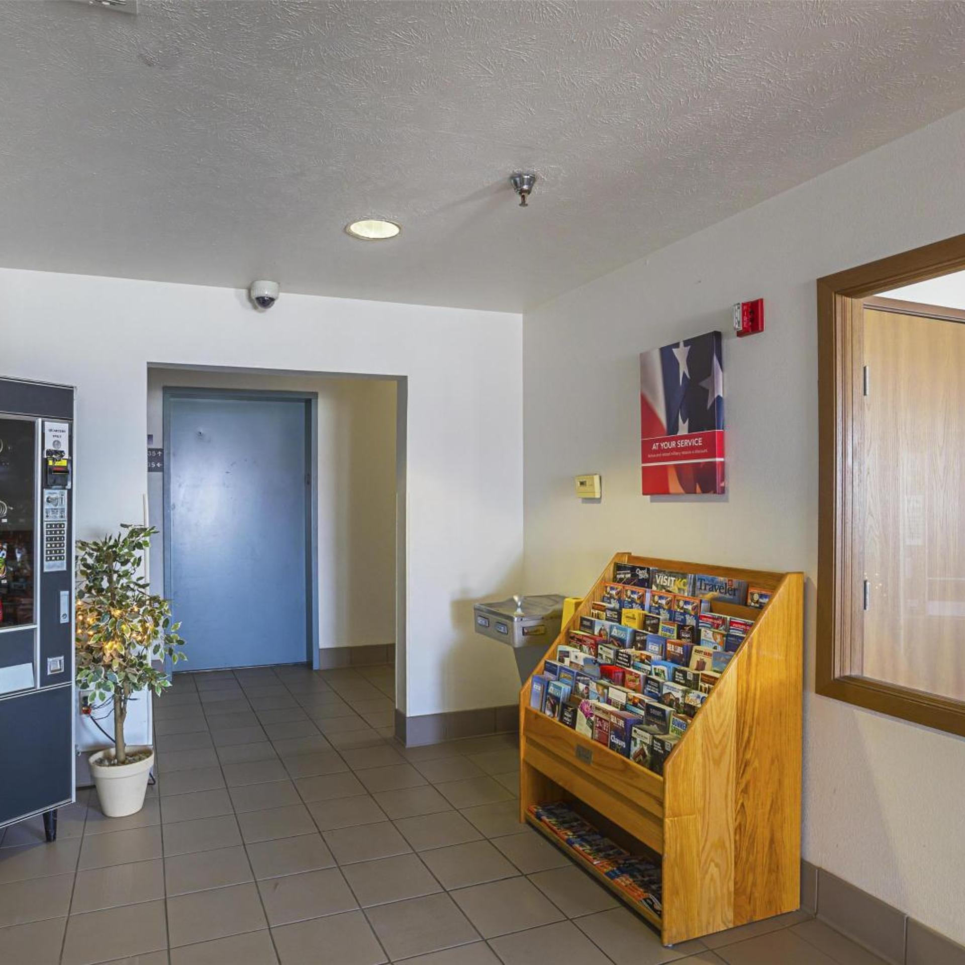 Motel6 Omaha, NE - IAT West 12/38