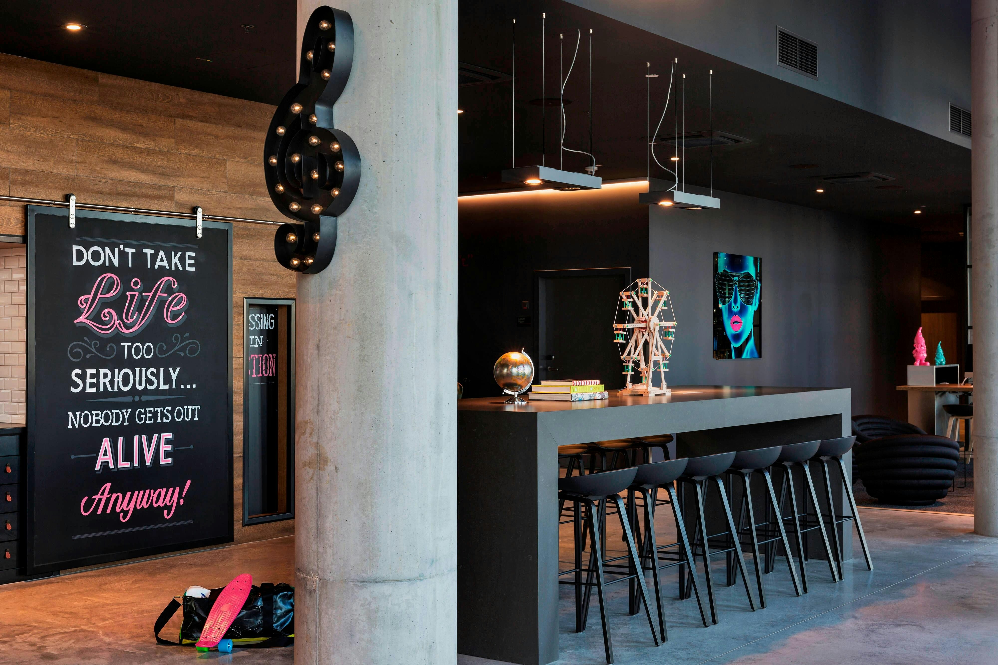 MOXY VIENNA AIRPORT 4/22
