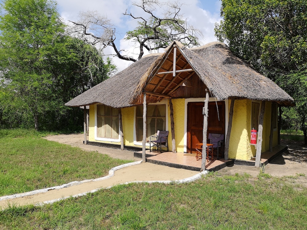 Africa Safari Camp 4/50