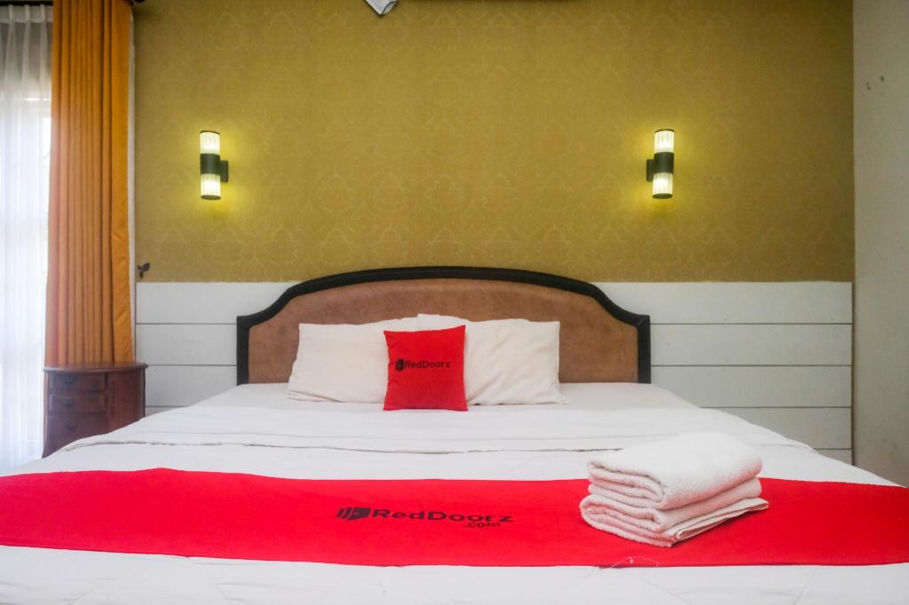 Reddoorz Near Adisucipto Airport 2 12/36