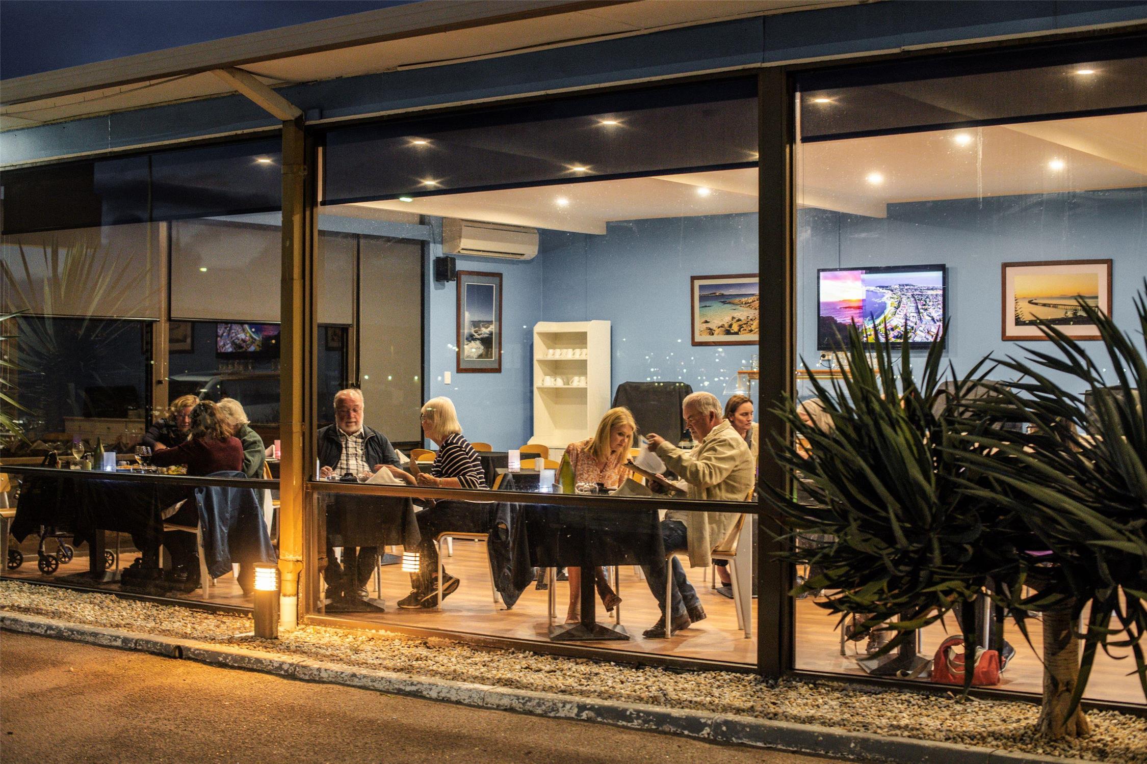 Hospitality Esperance, SureStay Collection by Best Western 70/74