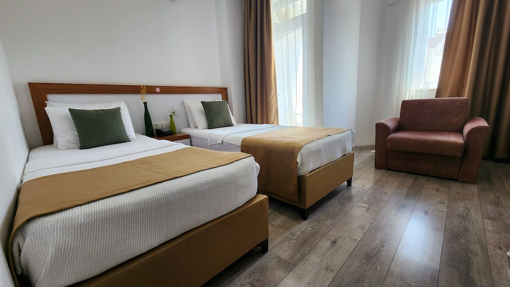 Karden Hotel 19/48