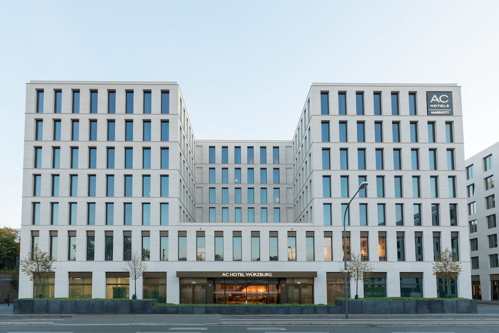 AC Hotel by Marriott Wuerzburg 3/43
