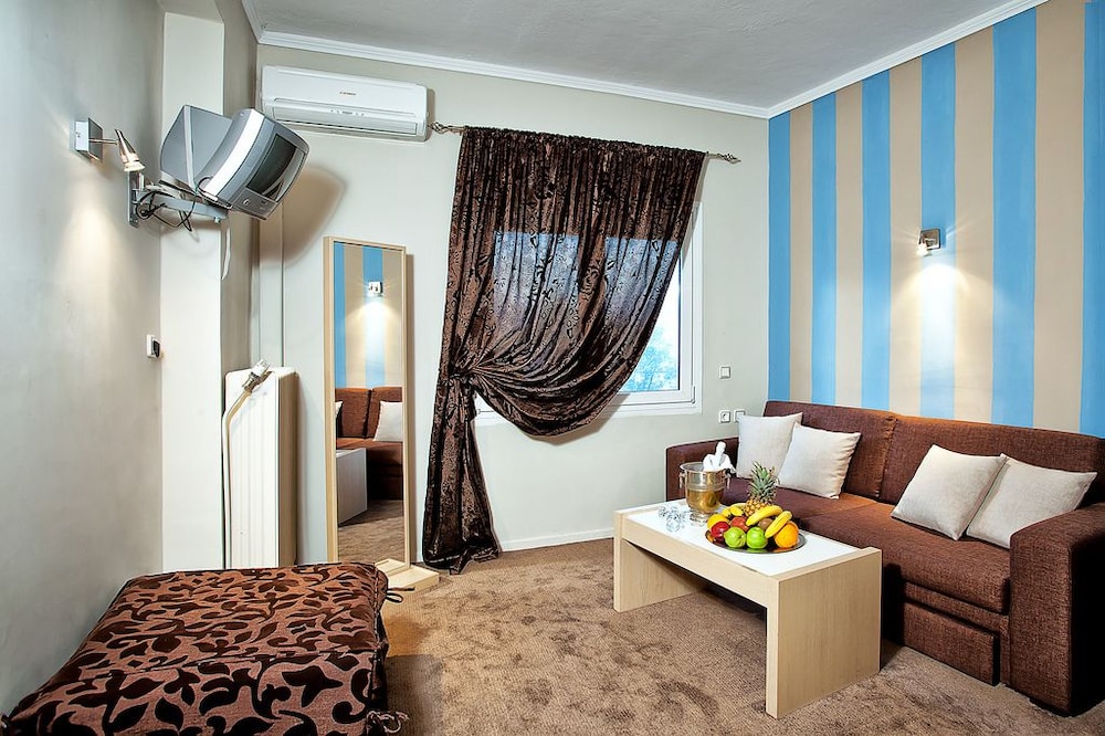 Hotel Anastassiou 28/42