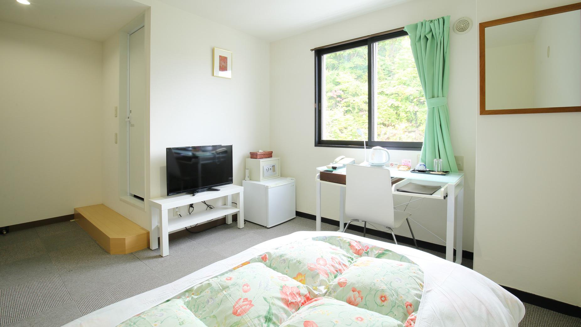 Room, Single, Mountain Side