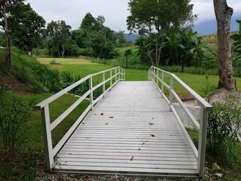 Buraphat Resort 27/50