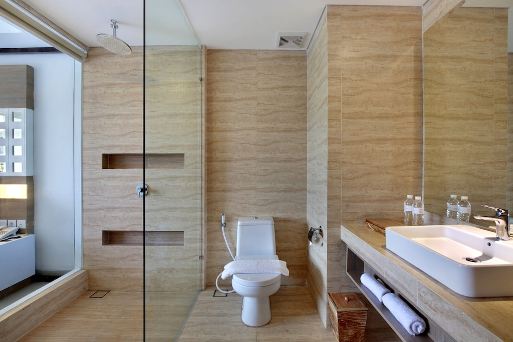 Jimbaran Bay Beach Resort & Spa by Prabhu 24/73
