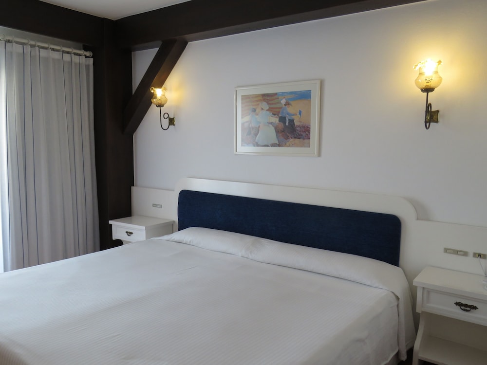 Hotel Santa Anna 11/50