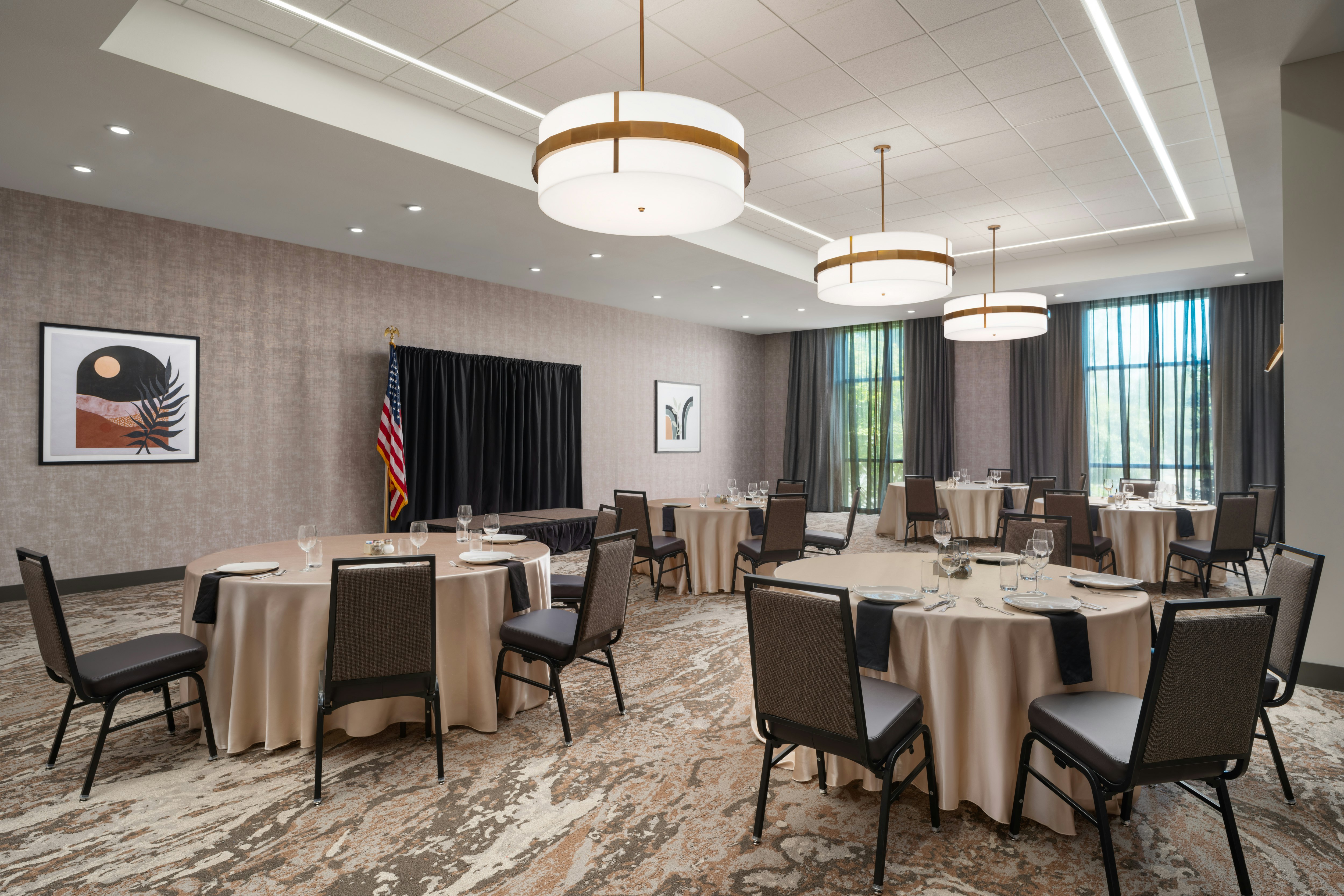 Embassy Suites by Hilton at Hot Springs Convention Center 20/23