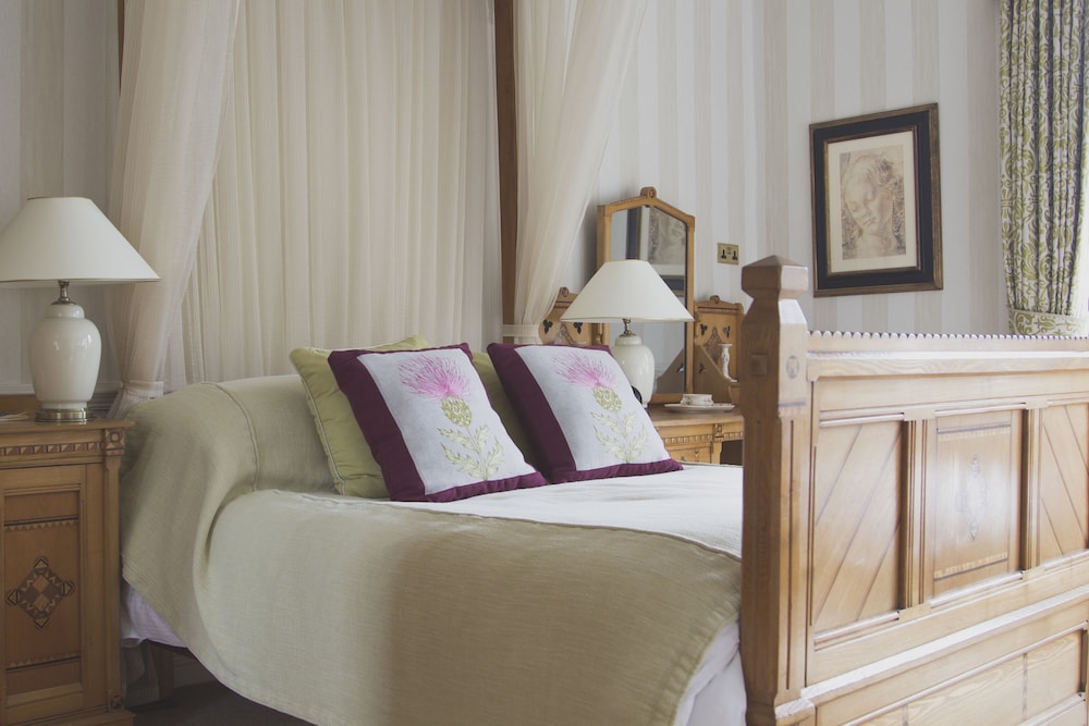 Merewood Country House 16/75
