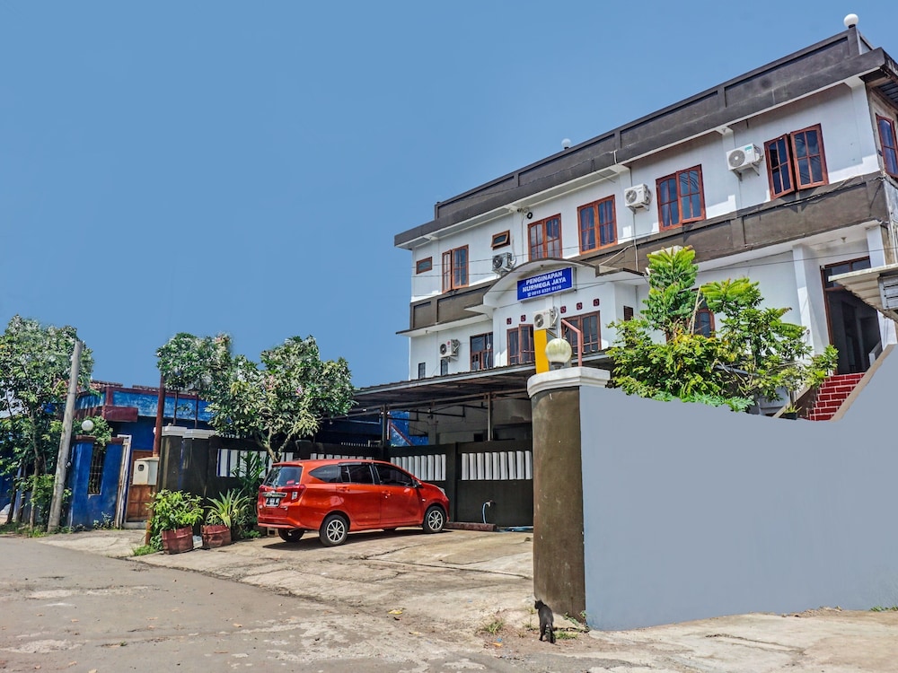 SPOT ON 2226 Nurmega Jaya 30/34