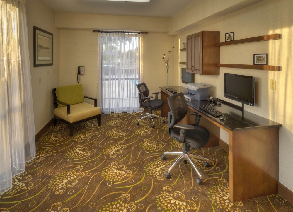 Hampton Inn Georgetown Marina 26/35