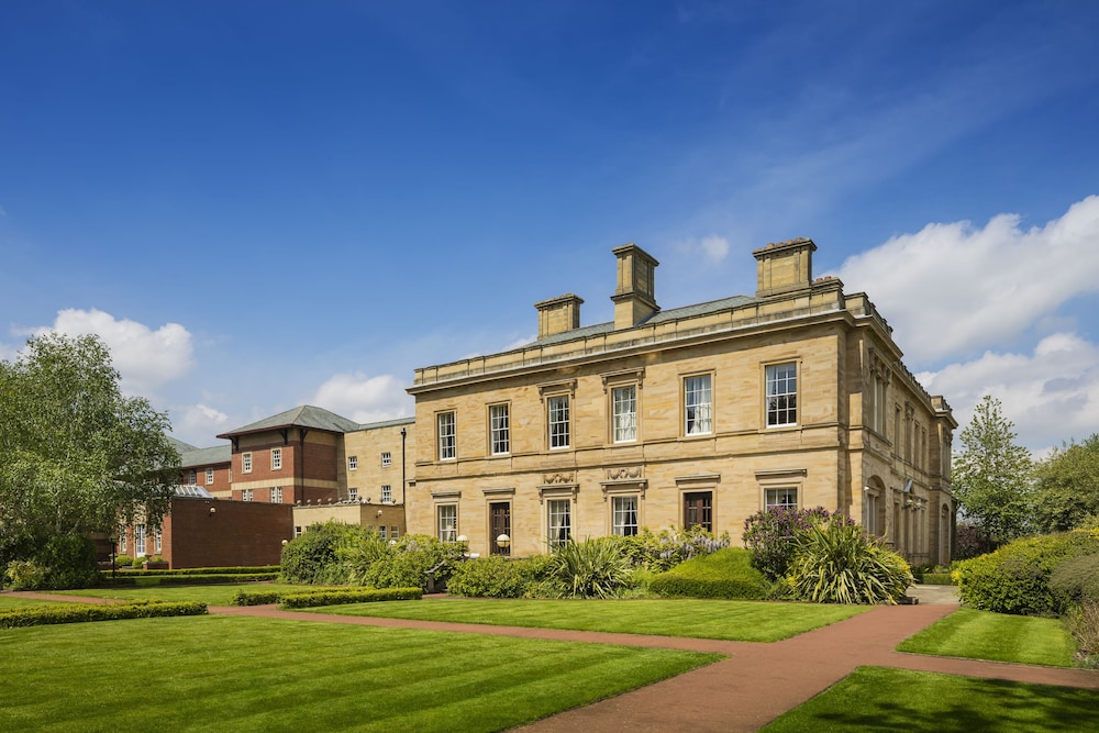 Oulton Hall Hotel, Spa & Golf Resort in LEEDS - UK